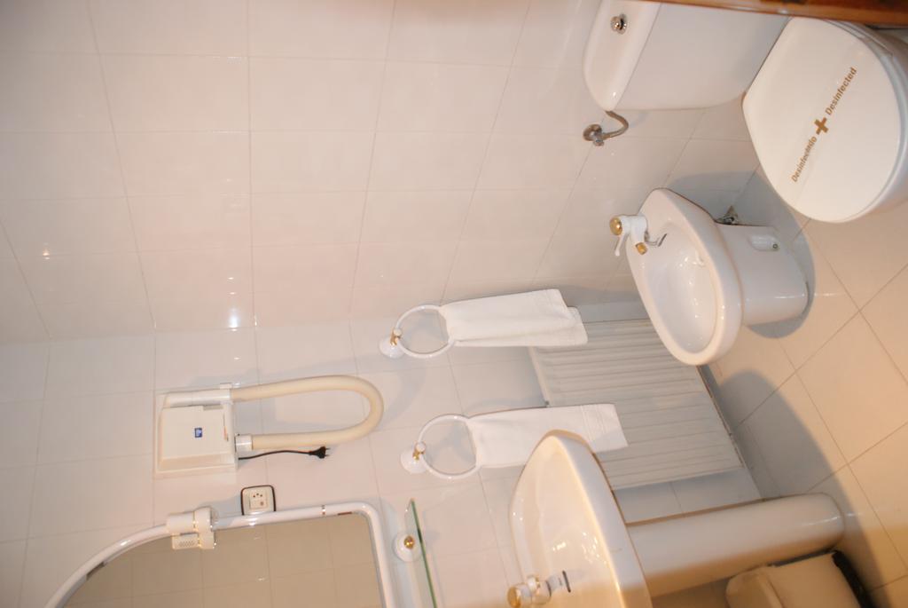 Hostal Los Valles บีเอลซา ภายนอก รูปภาพ